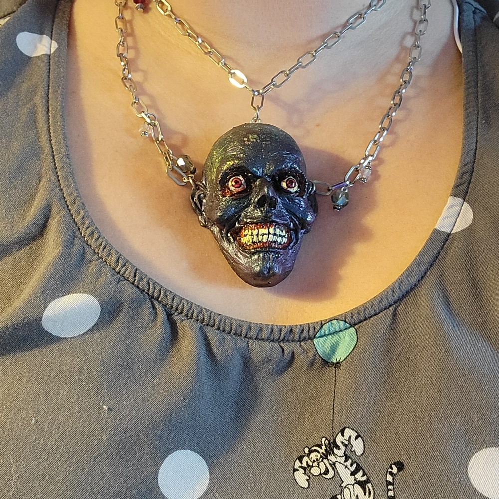 Goul necklace